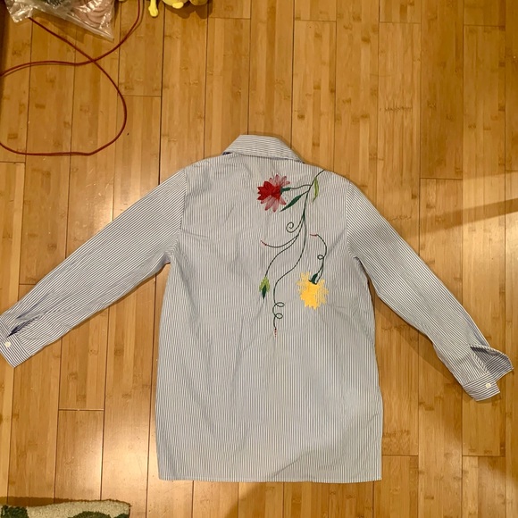 Embroidered Floral Button Up - Picture 3 of 3